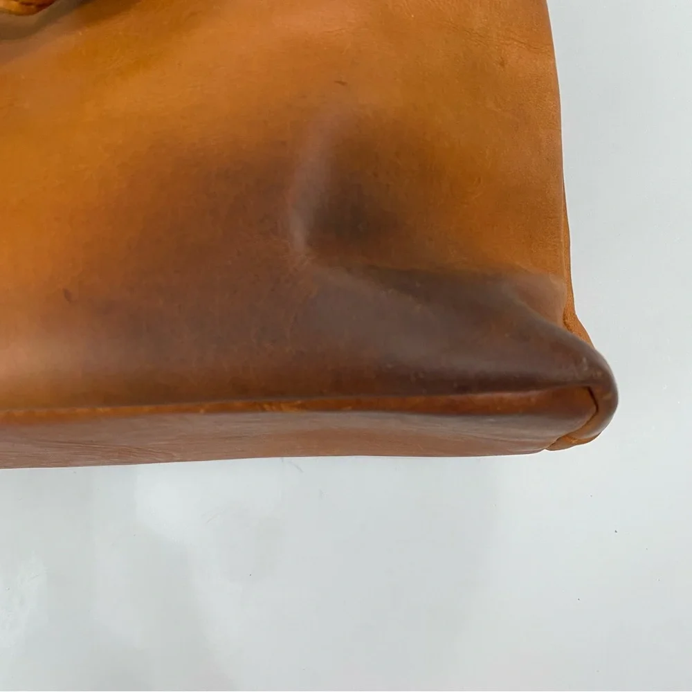 Raven + Lily Tan Leather Messenger Bag Cognac Crossbody Classic Weathered Boho